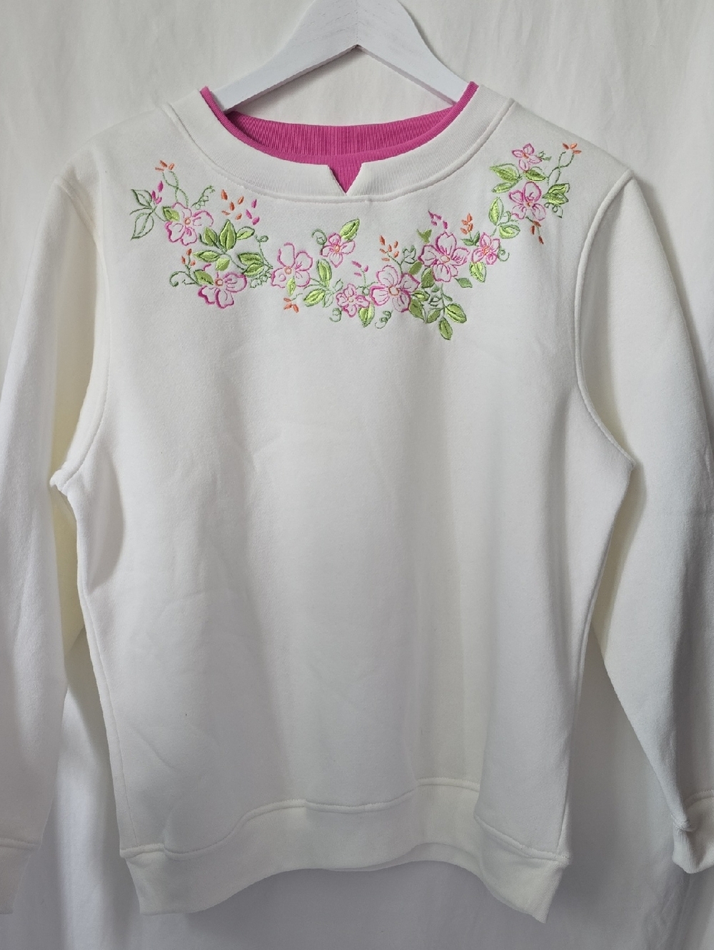 CC Hughes Floral Embroidered Double Collar Crewneck Medium Vintage Granny Spring